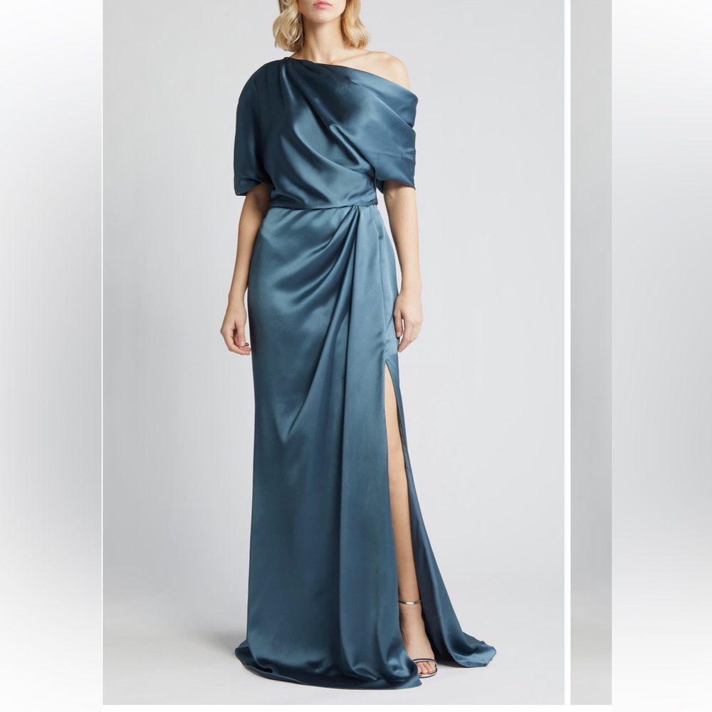 NWT AMSALE Off-Shoulder Dress in petrol